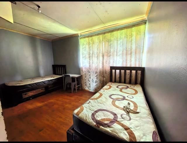 5 BEDROOM HOUSE FOR SALE IN SASOLBURG EXT 1